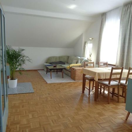 Apartamento Leipzig-Südwest Exterior foto