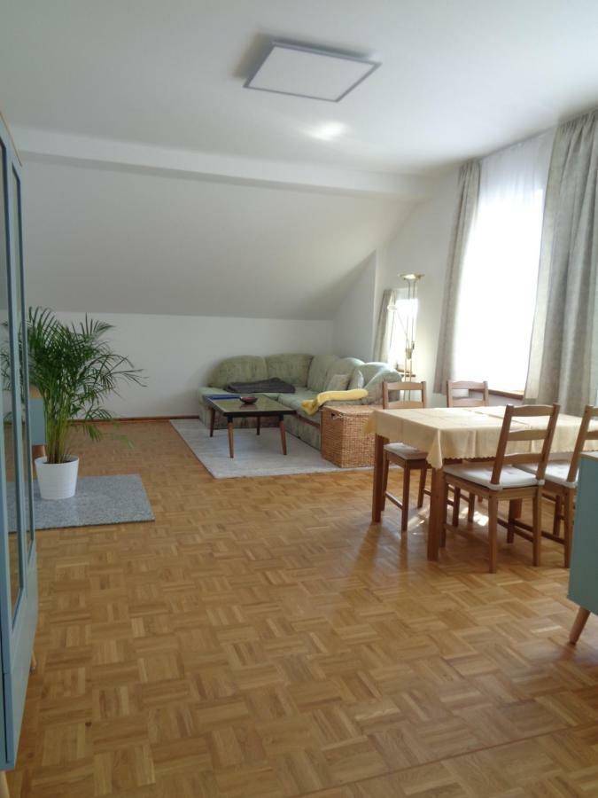 Apartamento Leipzig-Südwest Exterior foto